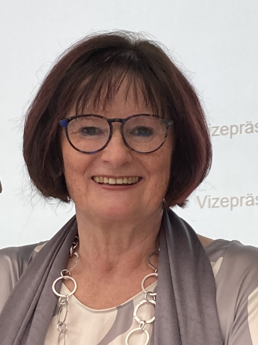 Christa_Naaß